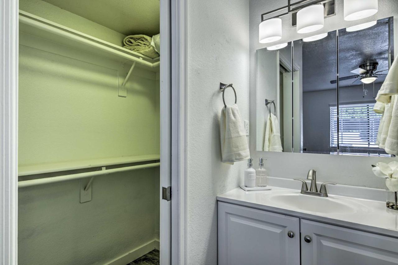 Downtown Gilbert Condo With Screened Porch! Esterno foto